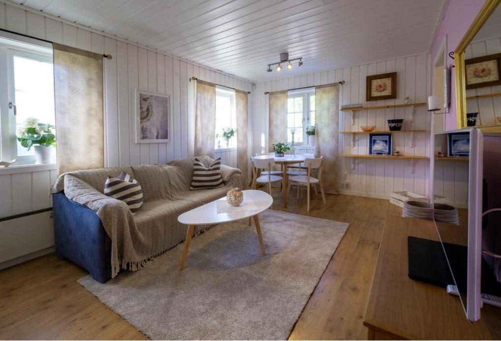 Lilla Groena Huset Pa Garden Härnösand Екстериор снимка